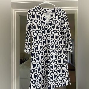 Like New Jude Connally Navy and White Dress Size S